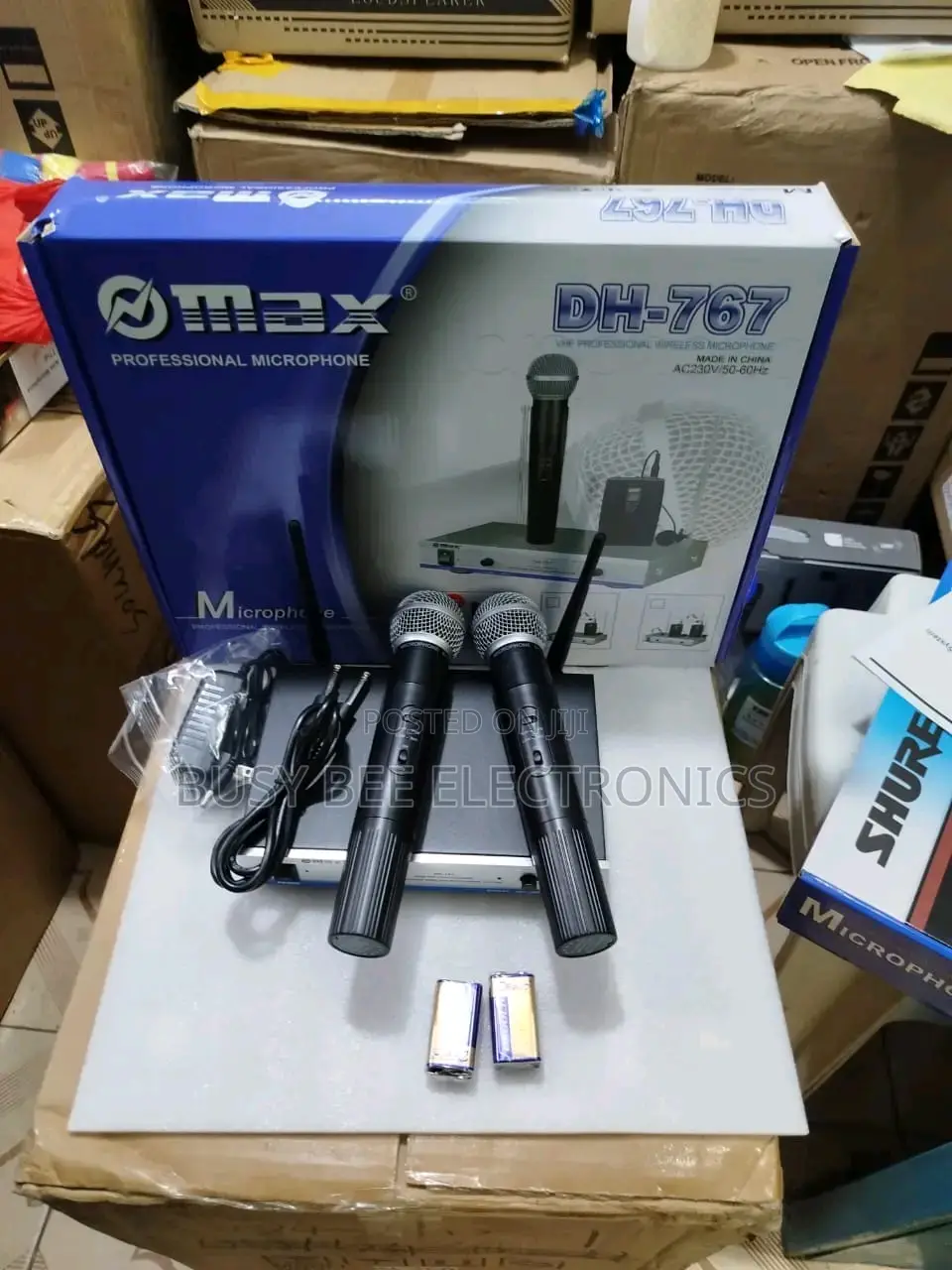9v 767 Omax Wireless Microphone