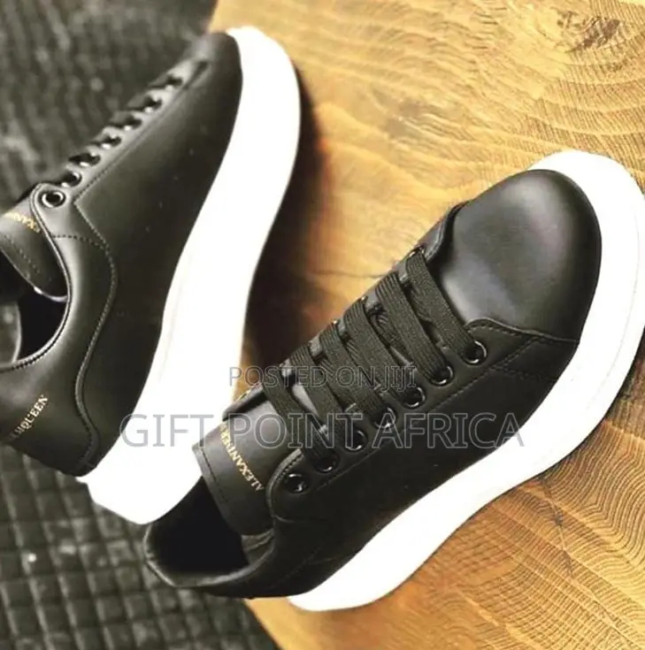 Alexander McQueen Sneakers