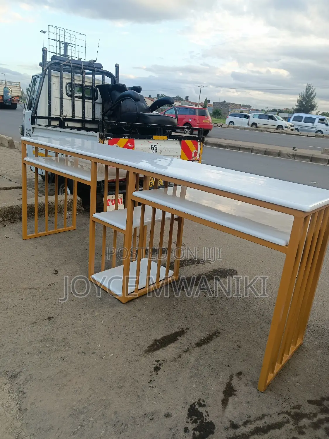 Double Manicure Marble Table, 4 Seater With Shelves White.