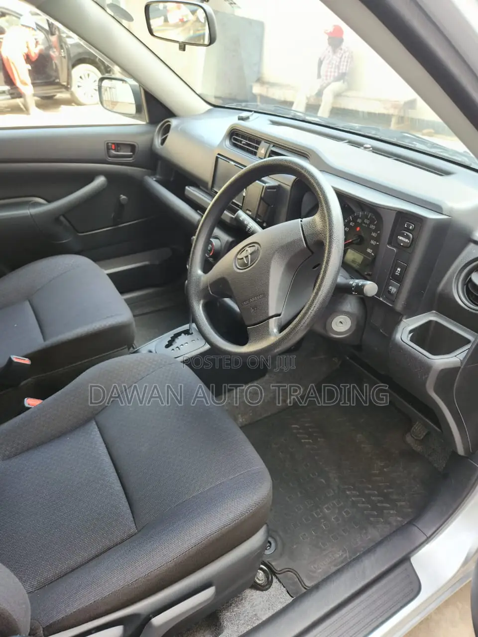 Toyota Probox 2018 Silver