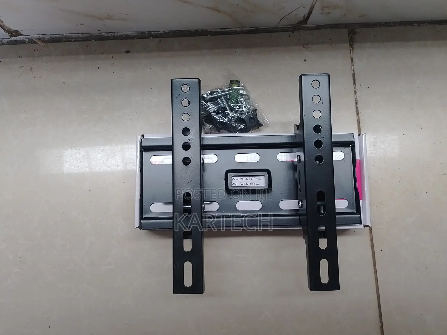 15"-43" Tilting LCD/LED/Curved TV Wall Mount