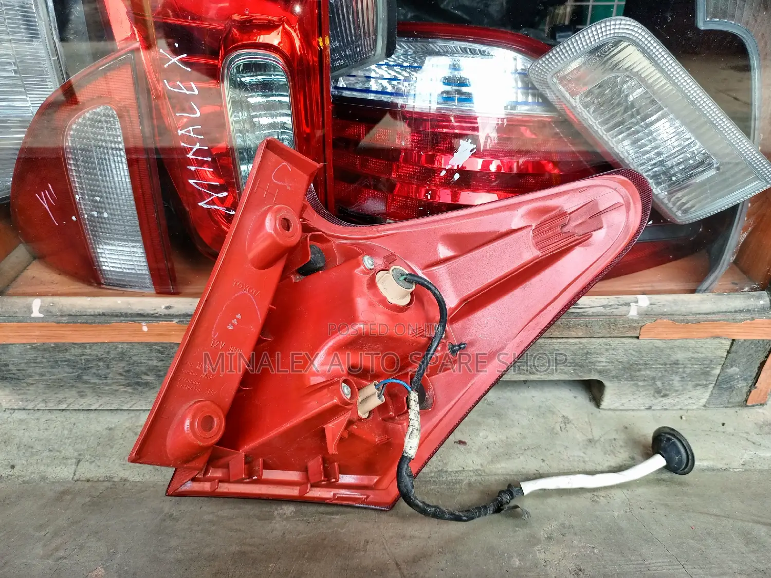 Toyota Auris 2012 Model Backlight
