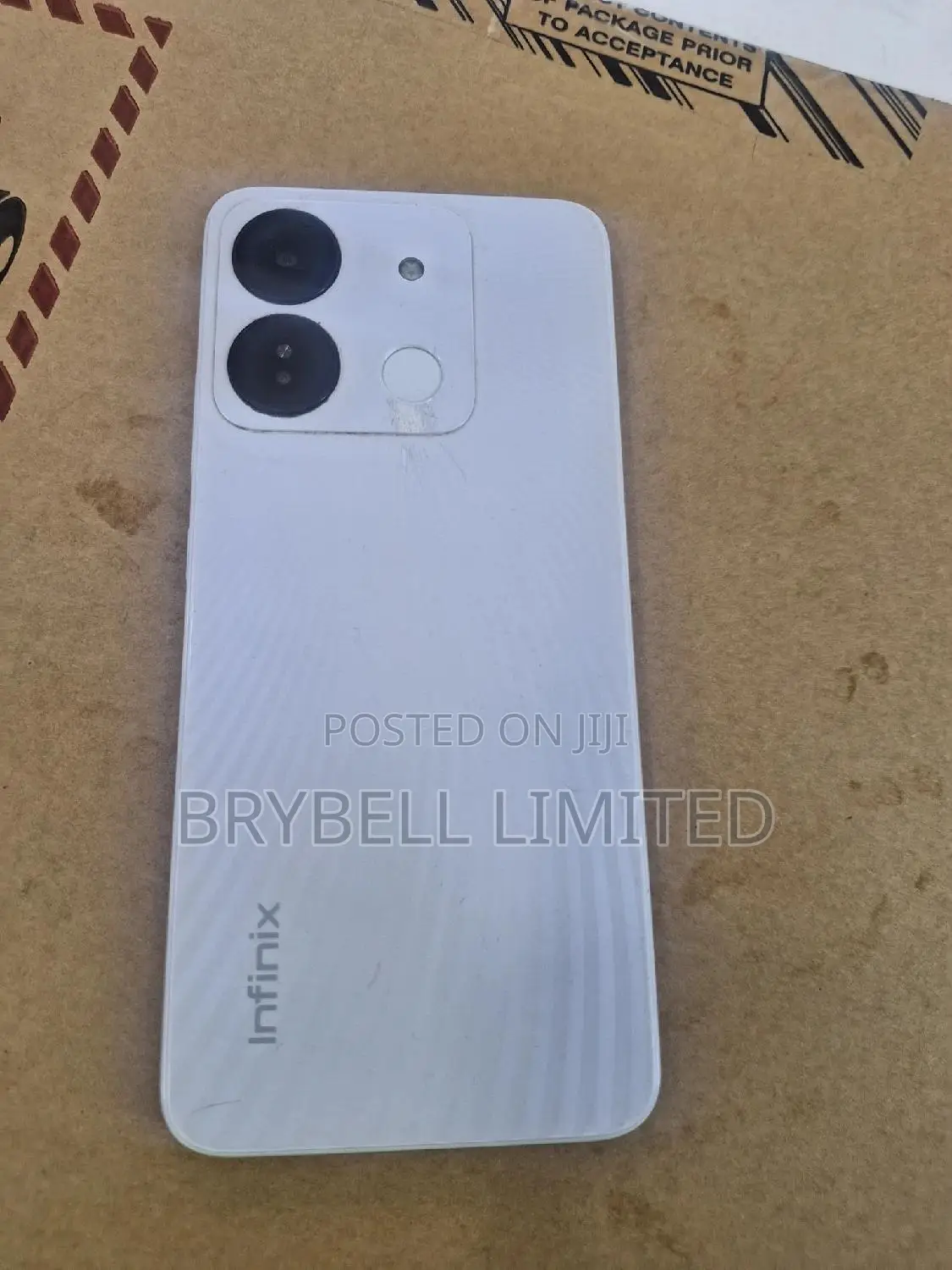 Infinix Smart 7 HD 64 GB White