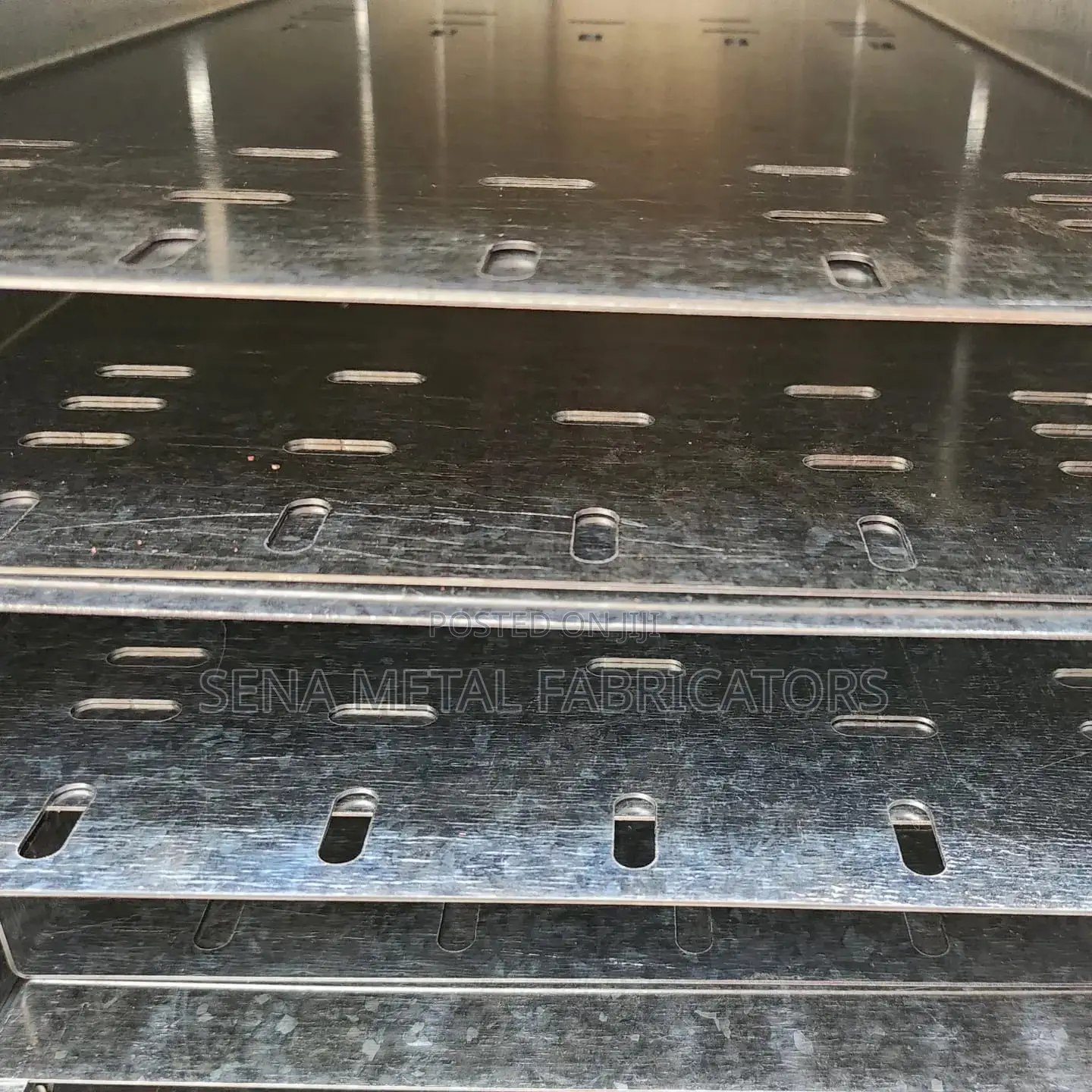 High-Quality Galvanised Cable Trays. 250mm×50