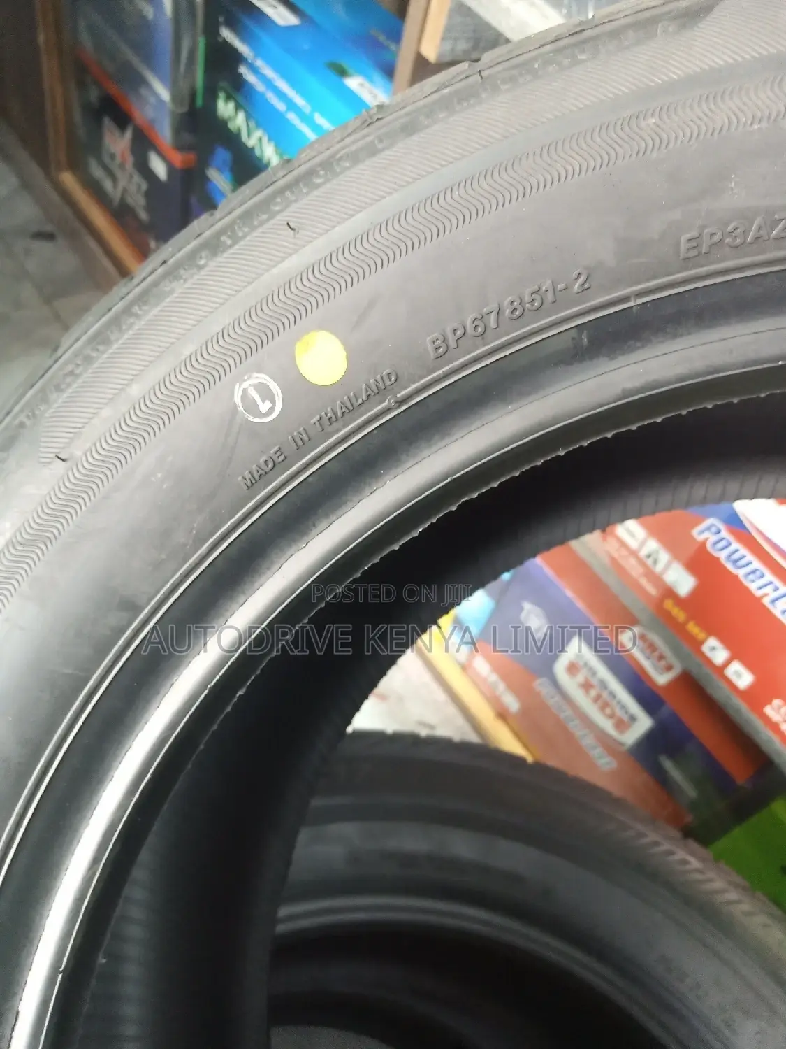 225/55r17 Bridgestone Tyre