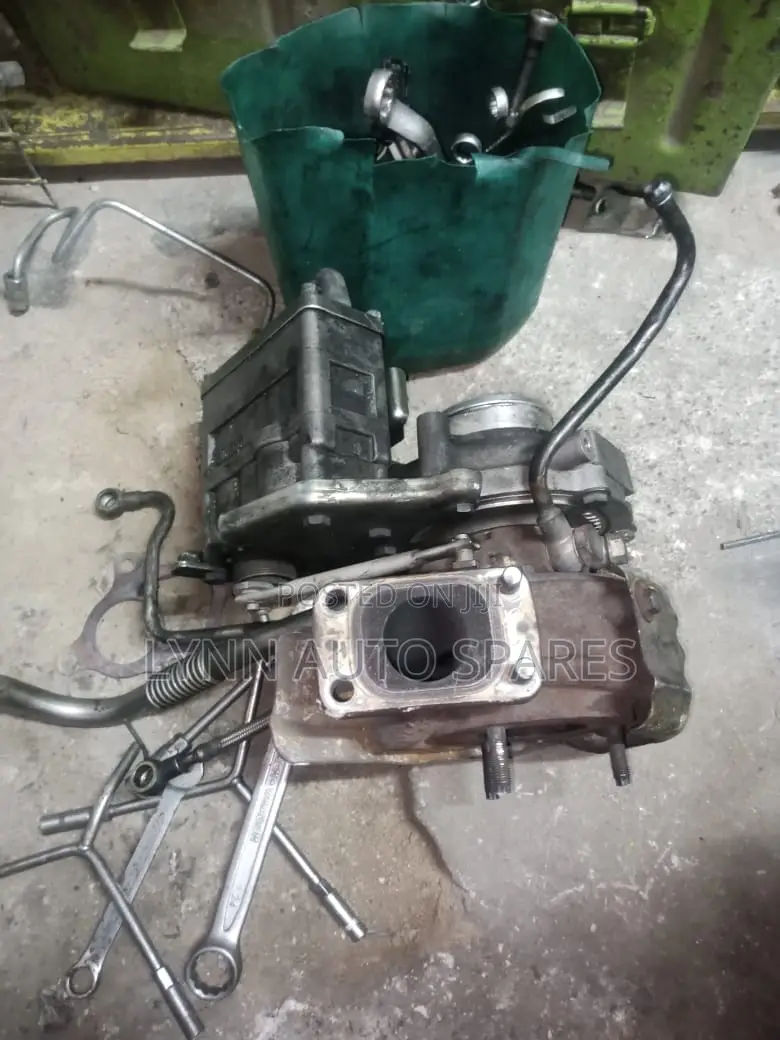 24v 4C Engine Turbo Charger Toyota Dyna