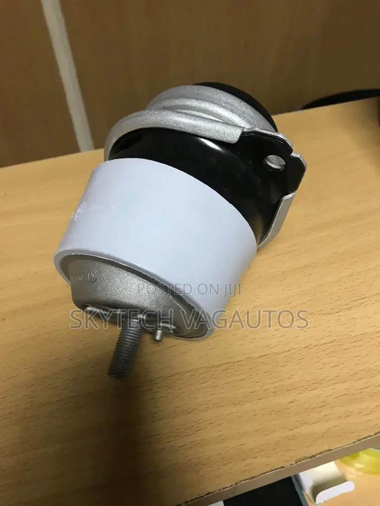 Porsche/Touareg/Q7 Engine Mount