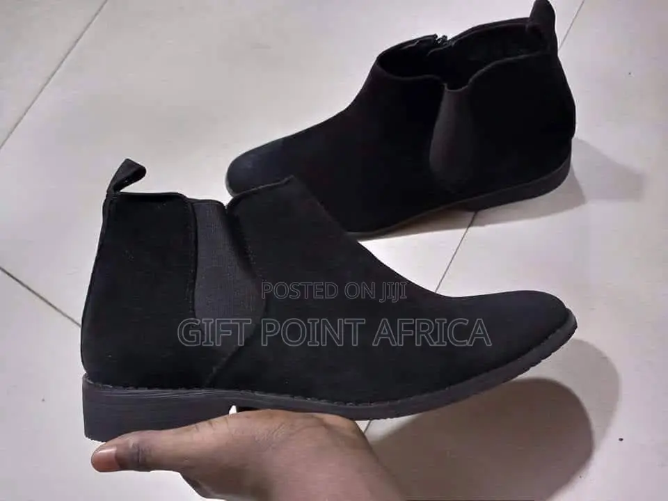 Chelsea Boots for Men Black in Color