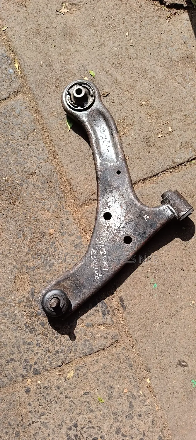 Suzuki Escudo Solomon Ex-Japan Front Arms Now Available.