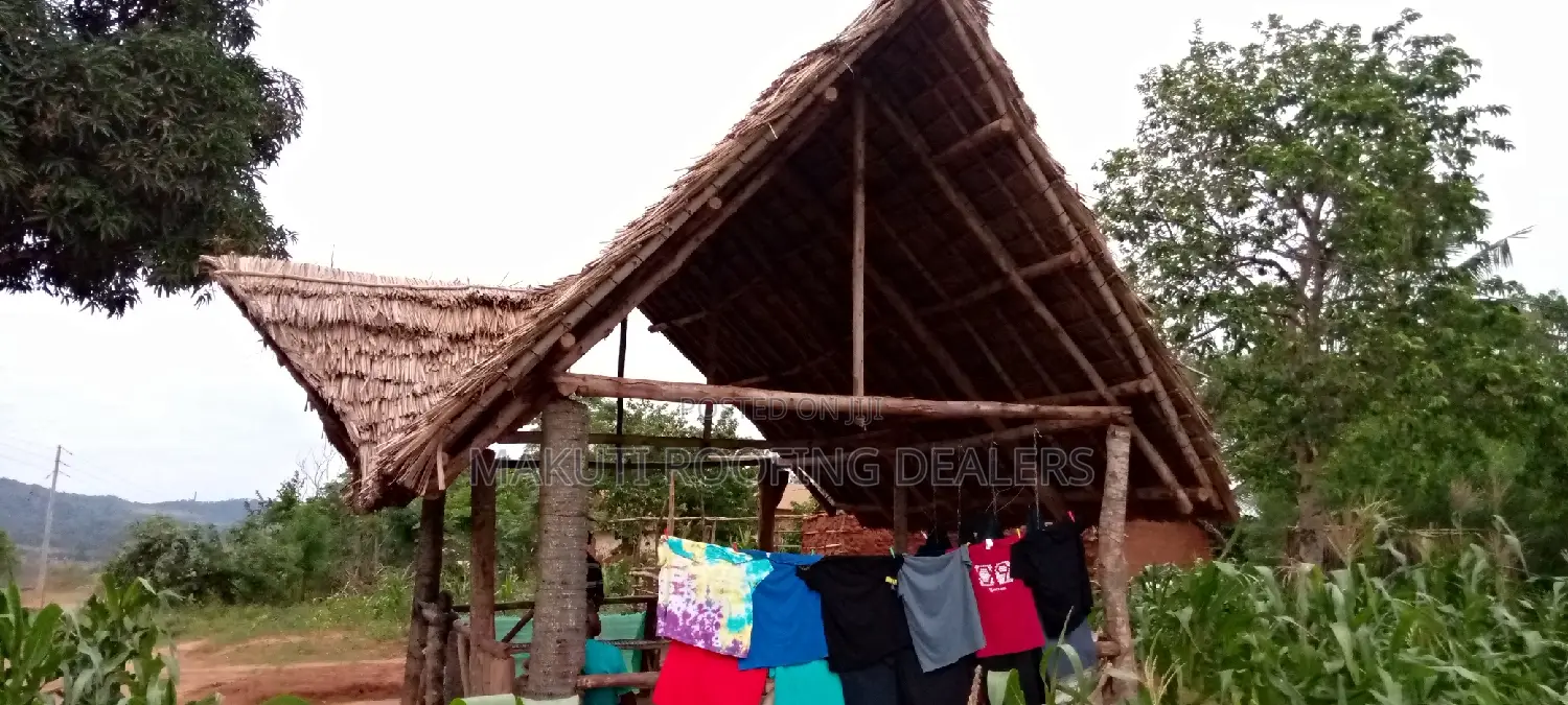 Makuti Roofing Shade for Relaxing and Businesses