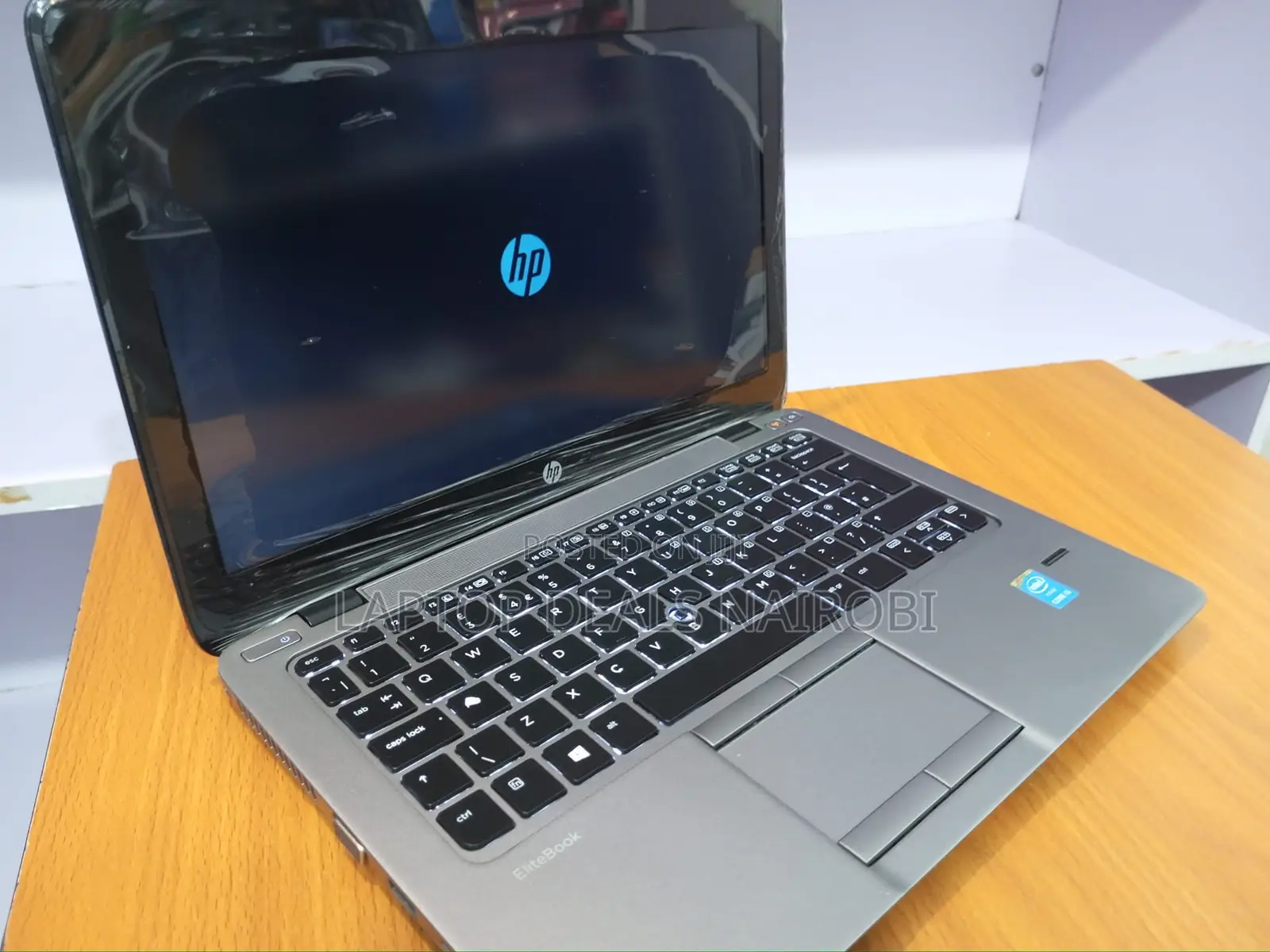 Laptop HP EliteBook 820 G2 4GB Intel Core I7 HDD 500GB