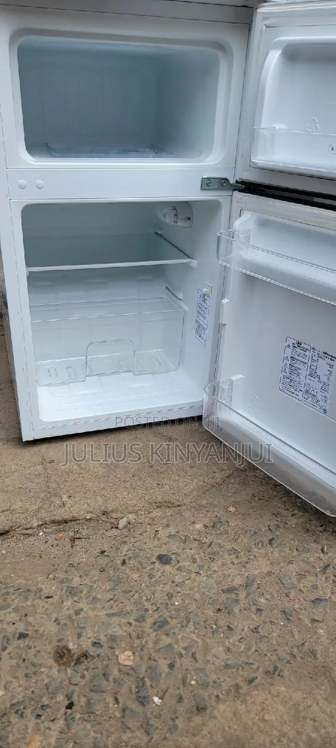 Hisense Mini Fridge