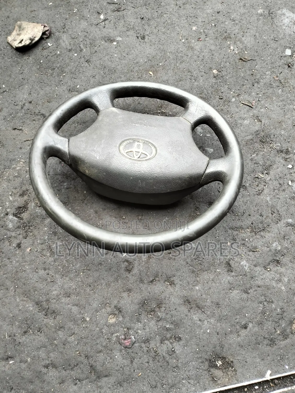 Hiace Matatu 7l Steering Wheel Complete