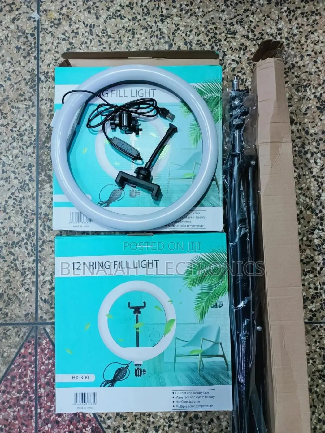 12 Inches Ringlight, Good Quality Tripod of 2.1 MTRS Height