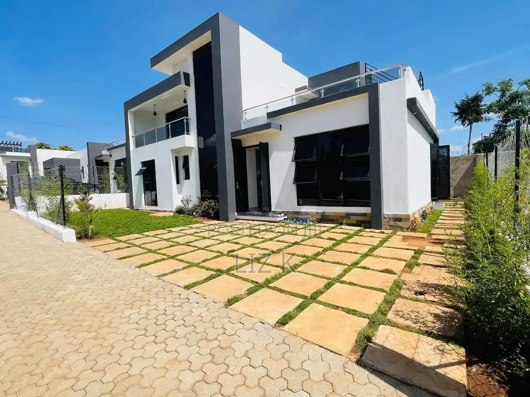 4bdrm Maisonette in Mugutha, Kwa Kairu for sale