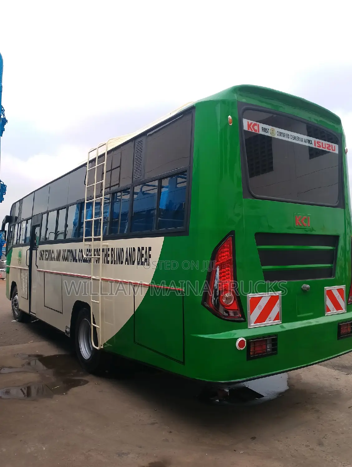 New Isuzu GLK5110XSWD1 2023 Green