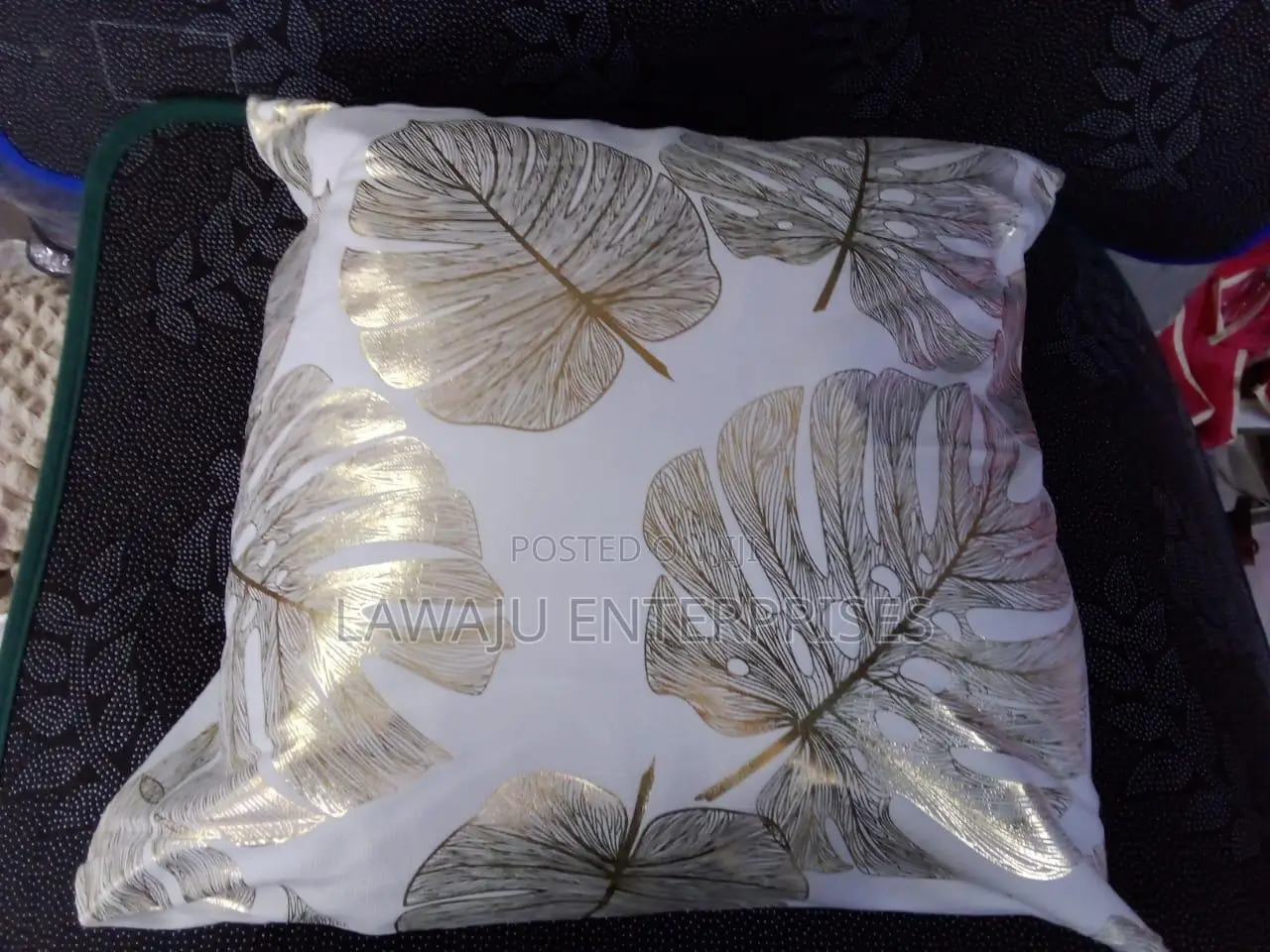 Gold Leaf Case With Pillow