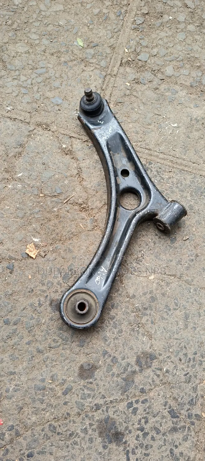 Suzuki Alto Swift Honda Fit, Mira Front Arms Available.
