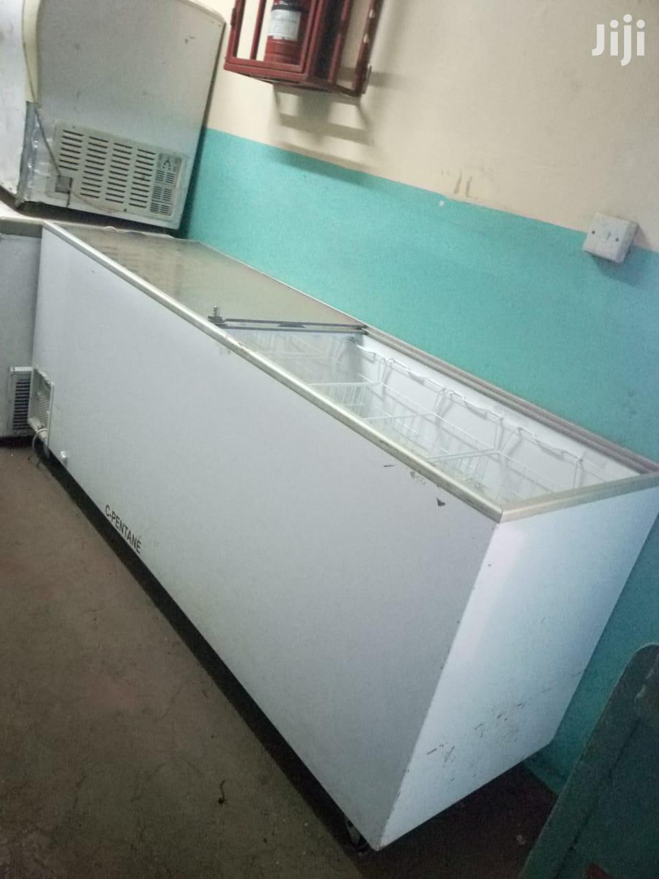 680 Deep Freezer