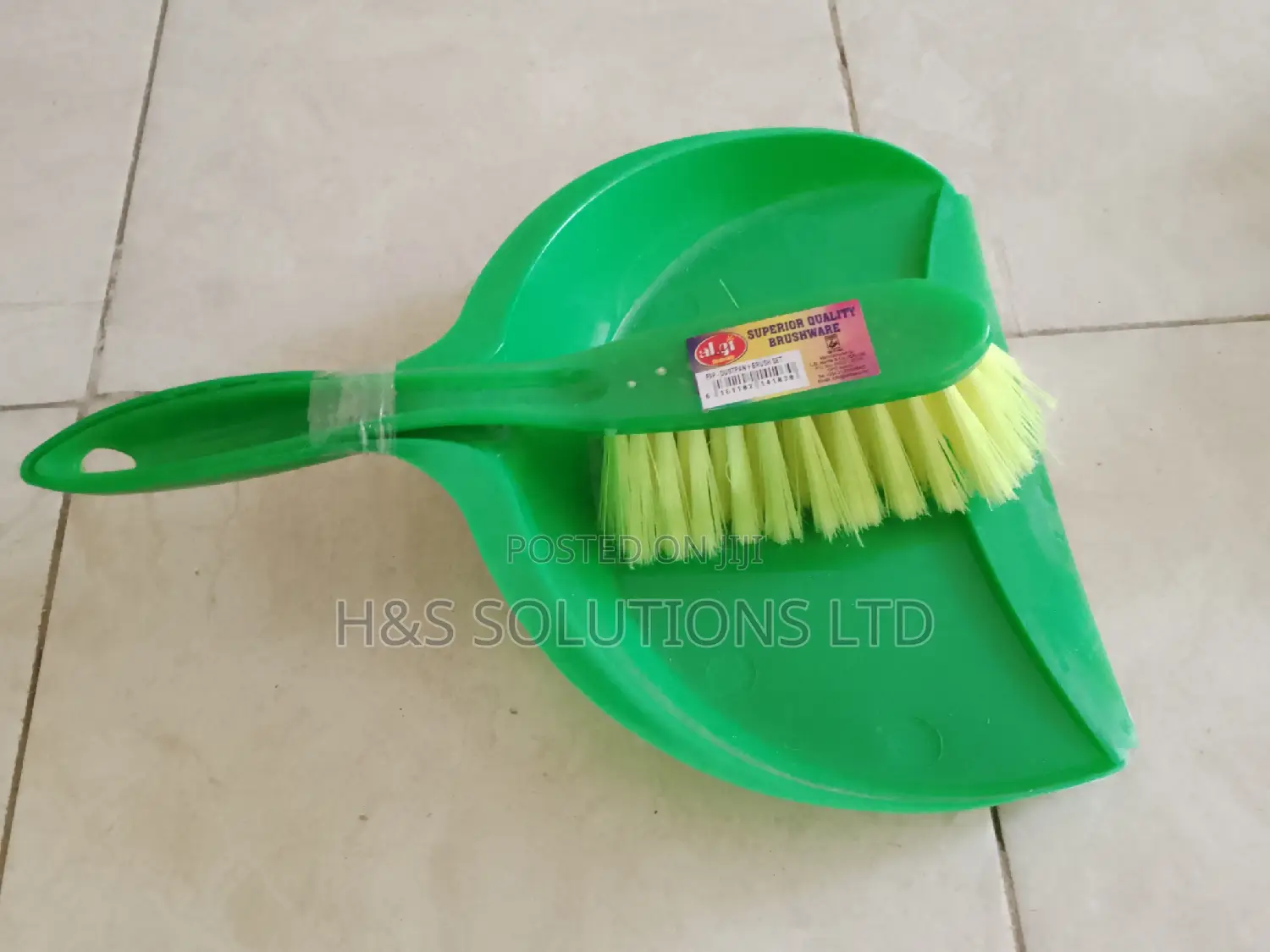 Dustpan Plus Set Brush