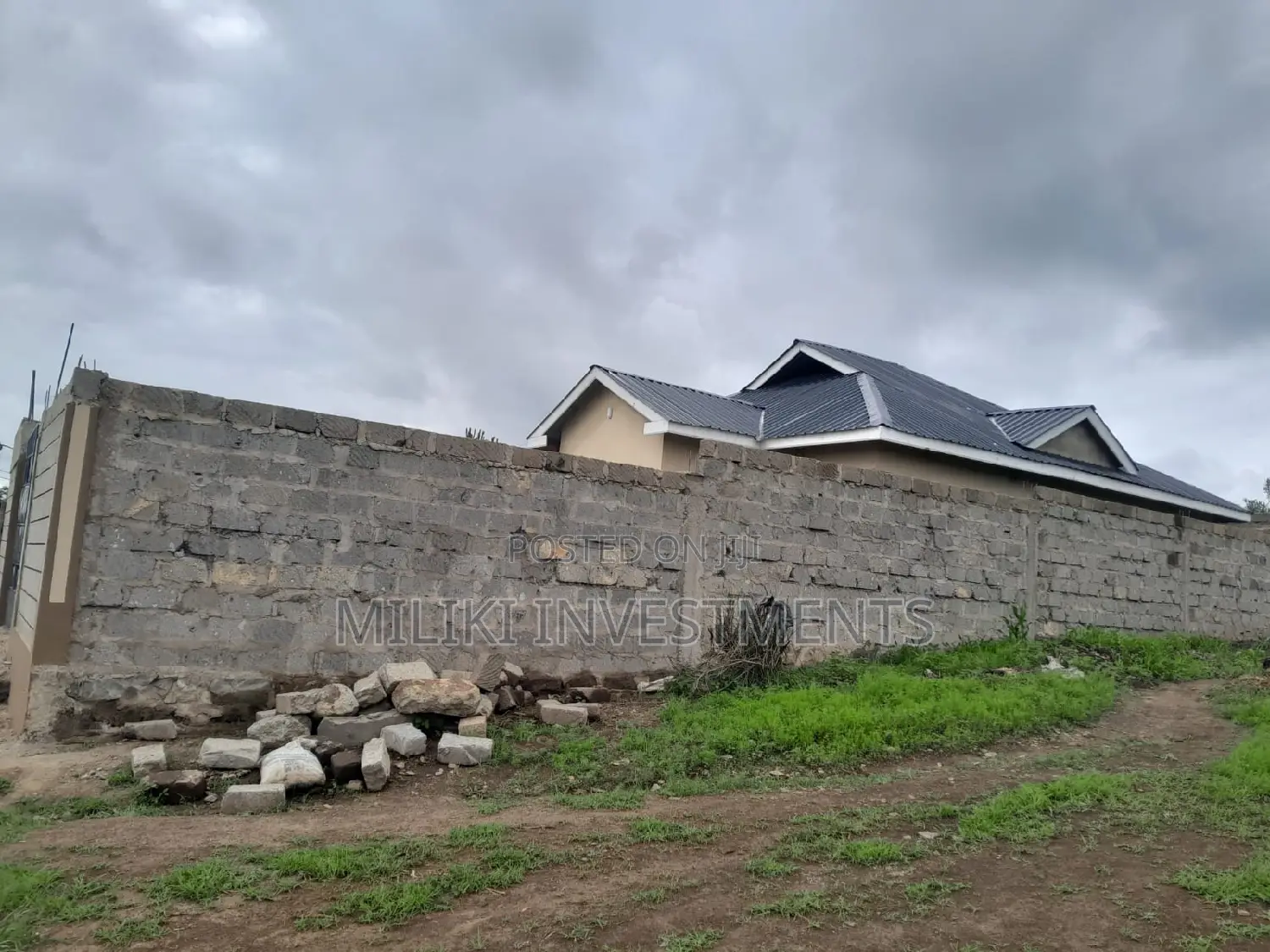 Furnished 3bdrm Bungalow in Malaba, Witethie for sale
