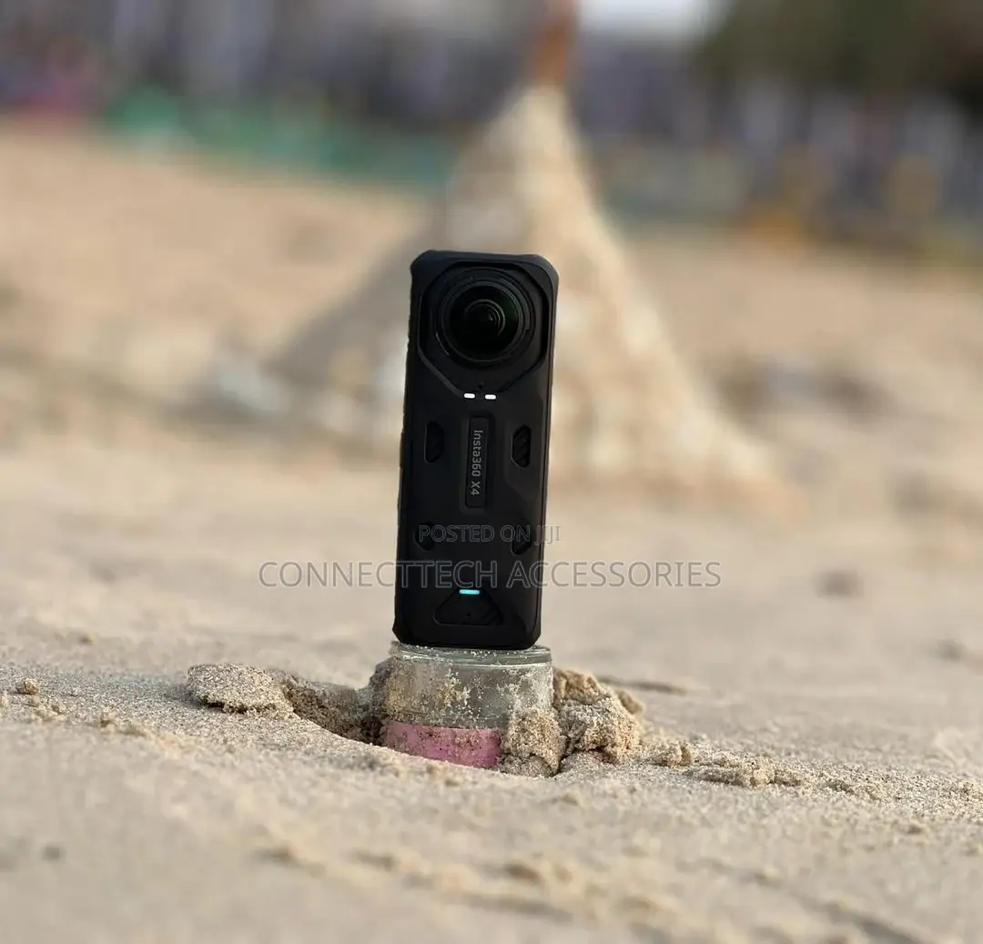 Insta360 X4