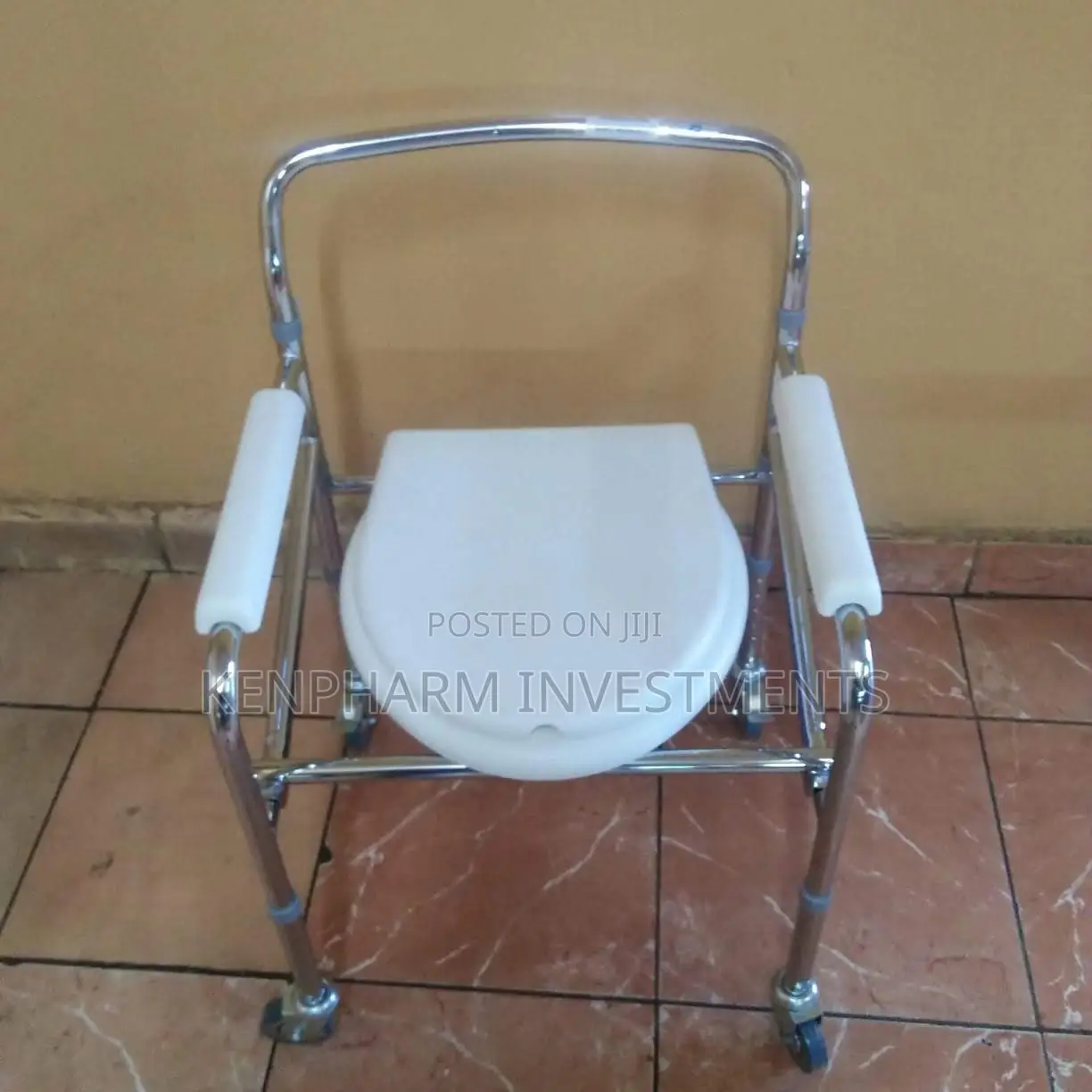 Commode Chair With Wheels and Backrest
