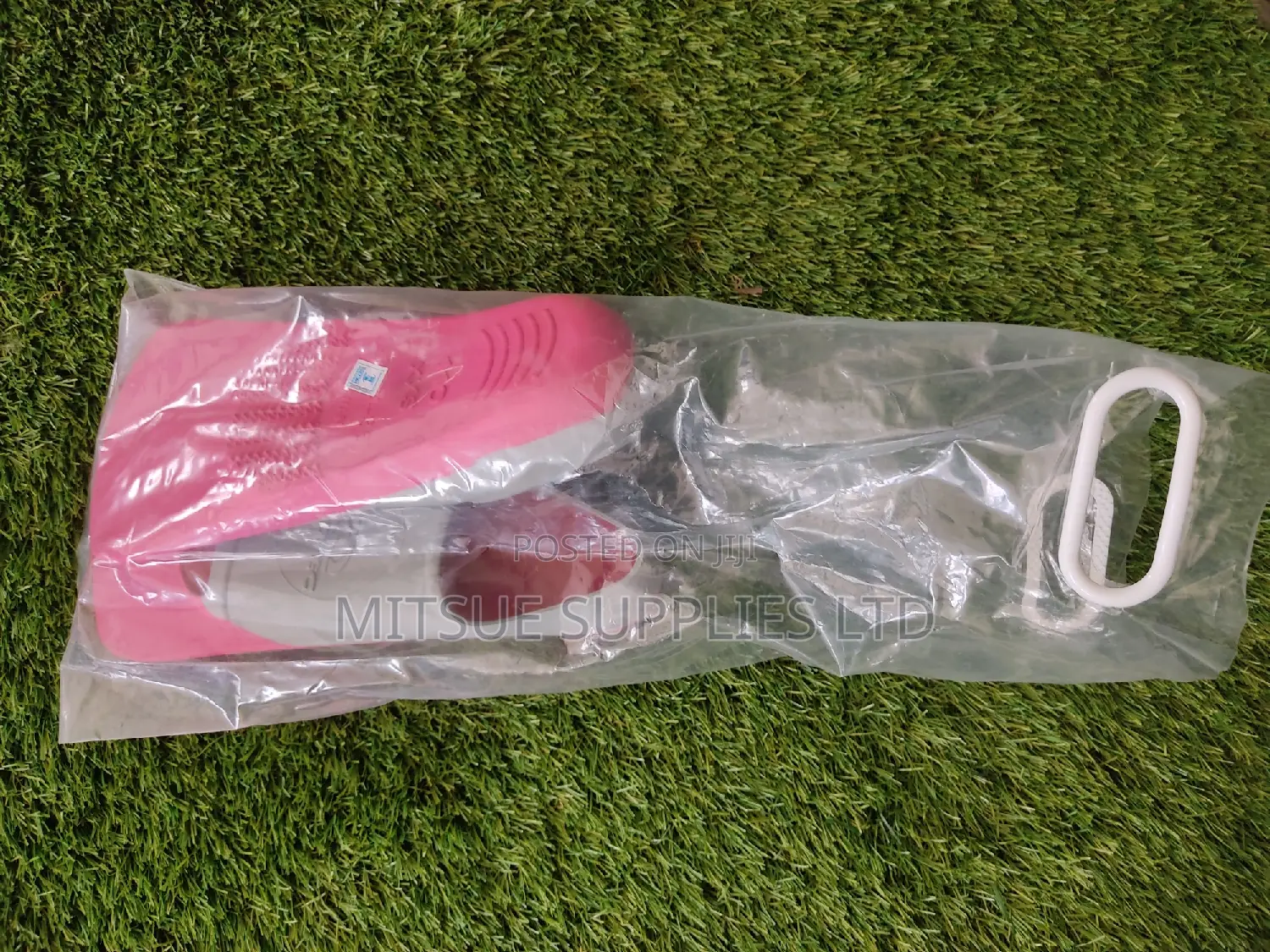 Pair of Aropec Swimming Flippers/Fin Size 34-36
