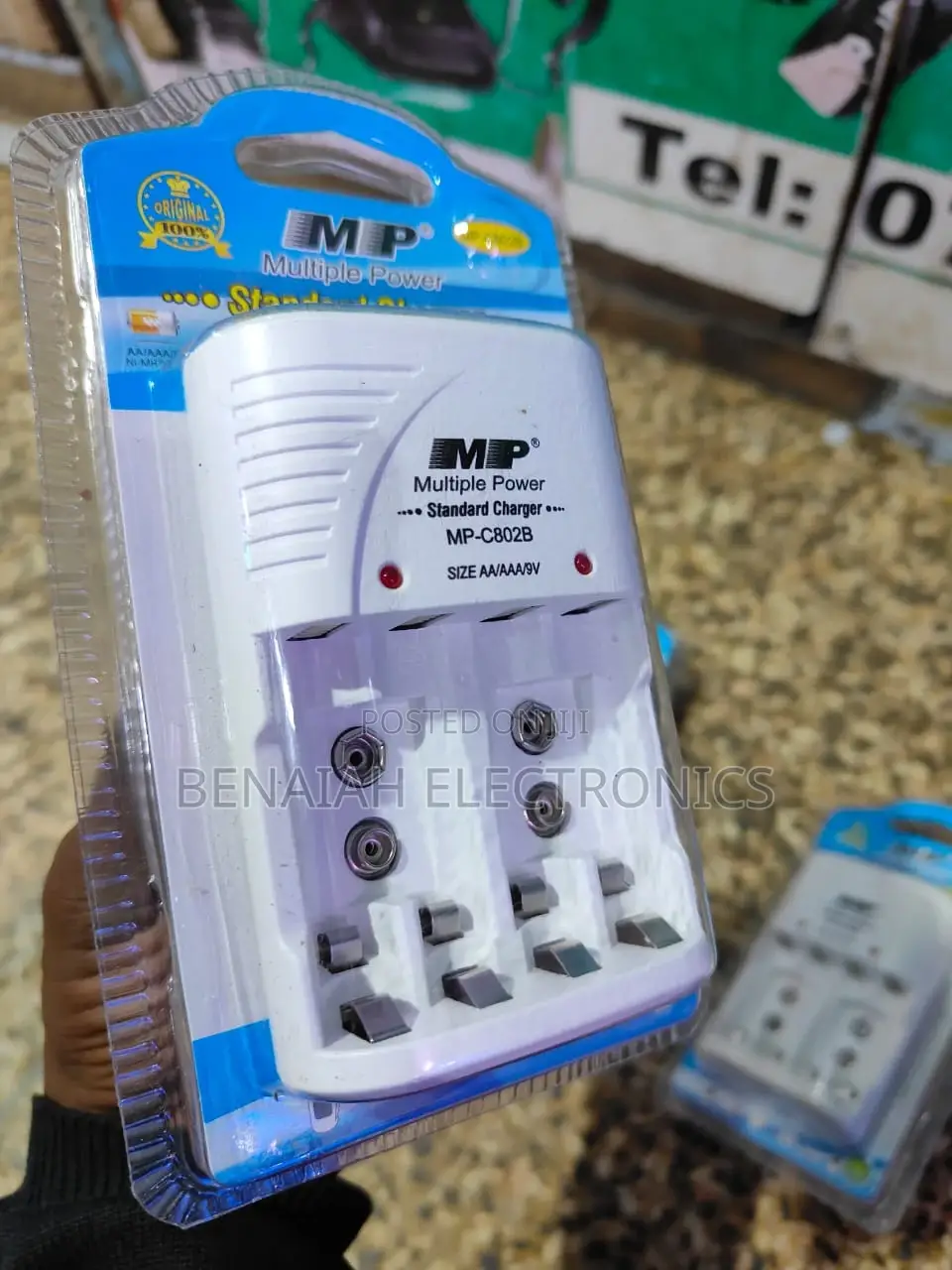 Mp Battery Charger.AC 100 240 v 9v