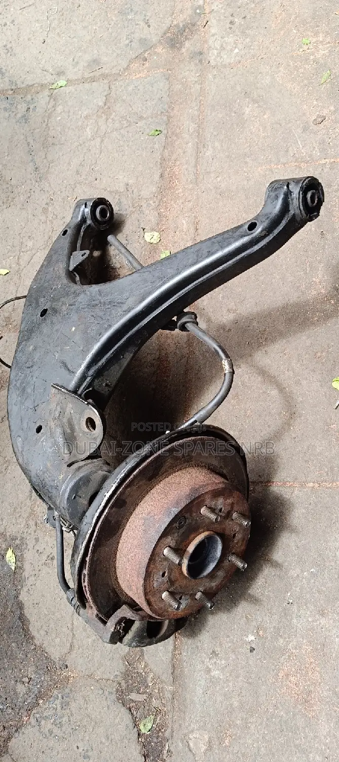Rear Wheel Hubs Complete Hiace Regius.