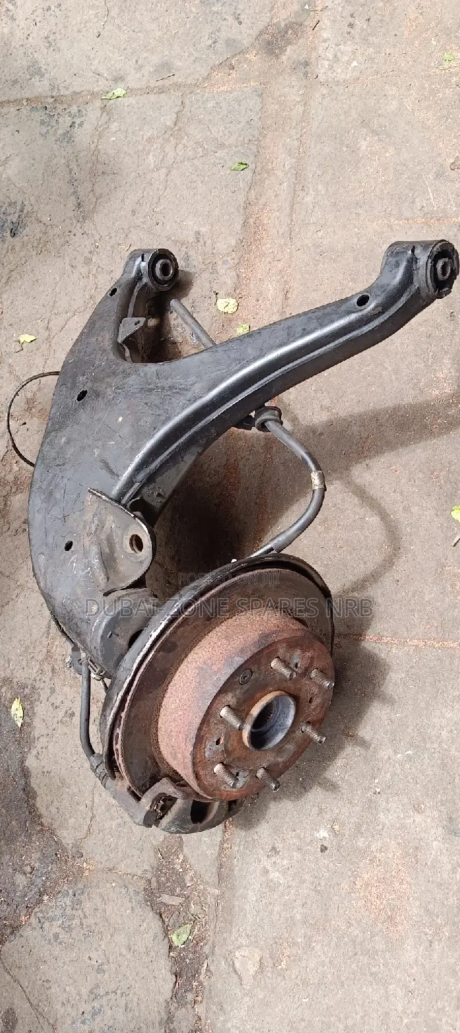 Rear Wheel Hubs Complete Hiace Regius.