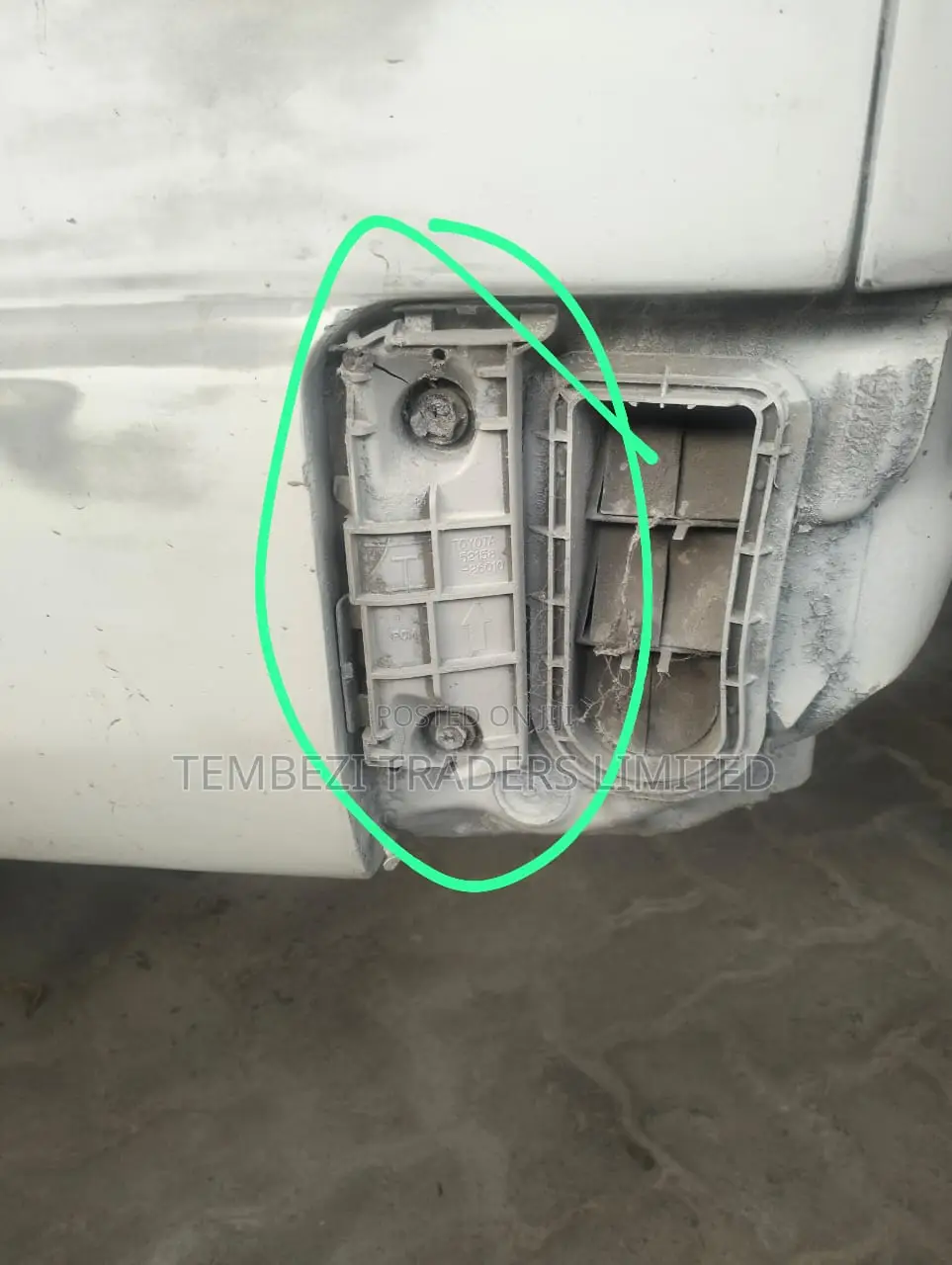 Bumper Slide Toyota Hiace 7L Rear Bumper
