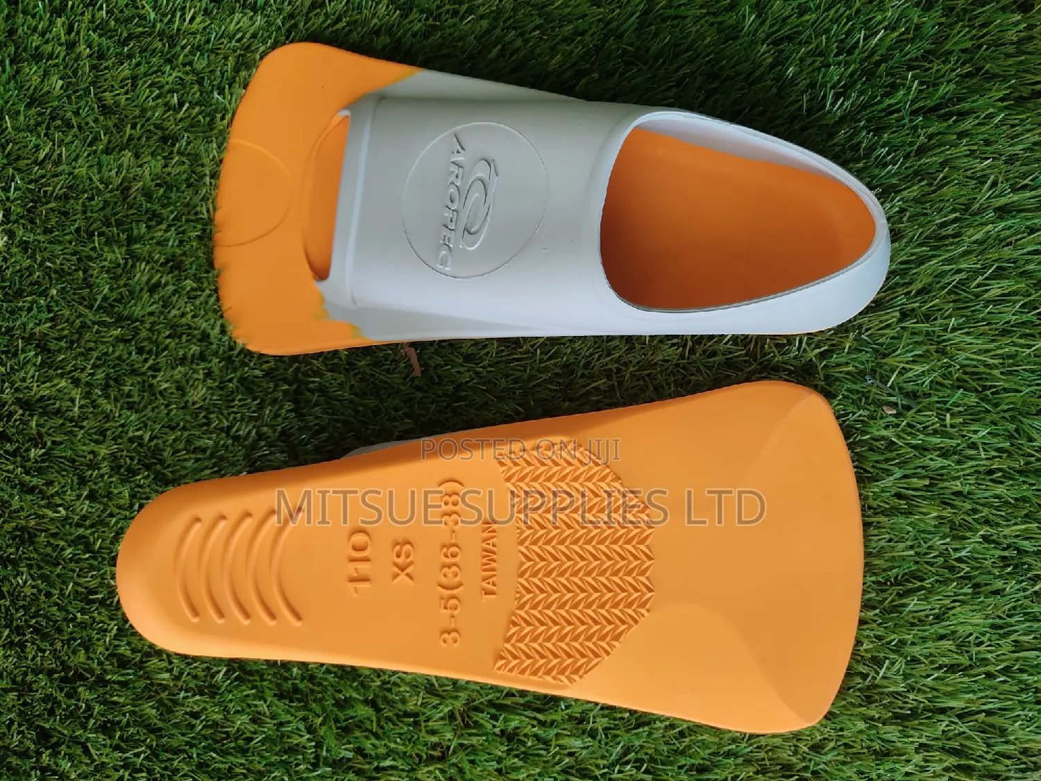Pair of Aropec Swimming Flippers Size 36-38 (3-5)