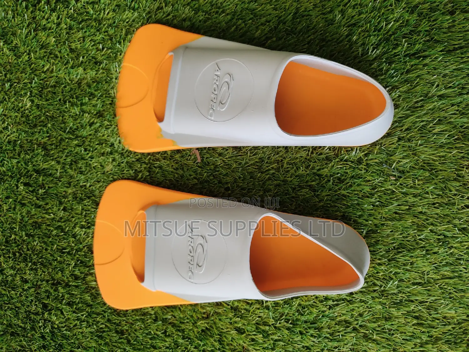 Pair of Aropec Swimming Flippers Size 36-38 (3-5)