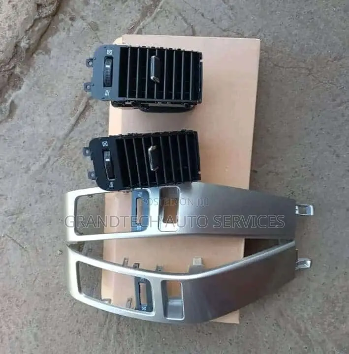 Prado Fj 120 Air Conditioning Vents and Covers.
