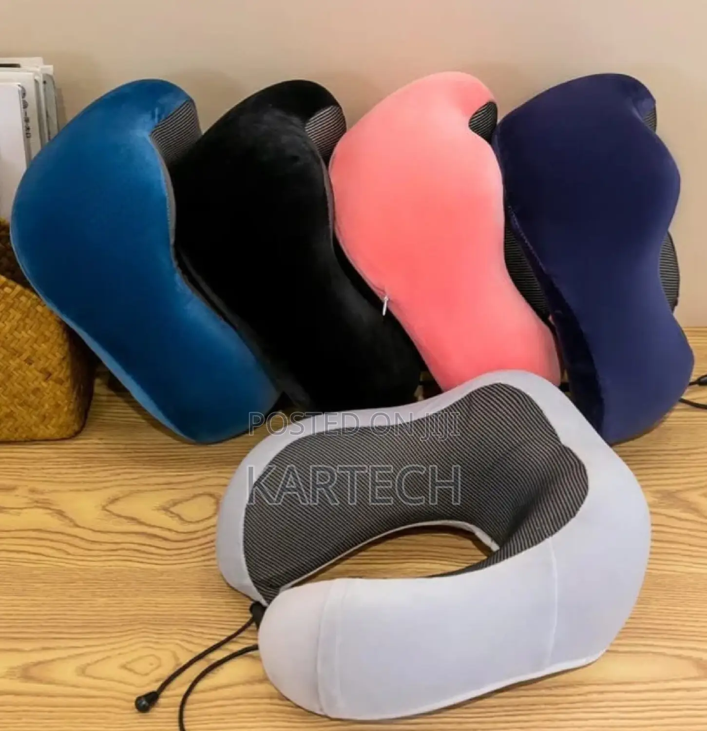 100% Memory Foam Travel Neck Pillows