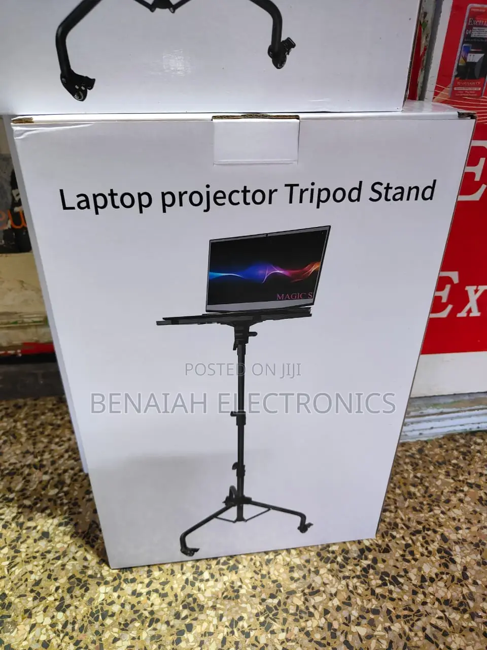 Laptop/Projector Stand.Portable and Reliable Stands