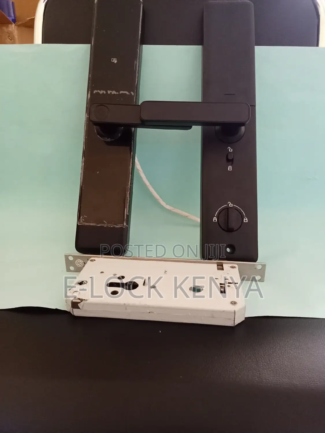 Digital Sanctuary.Airbnb Biometric Locks for Secure Safety