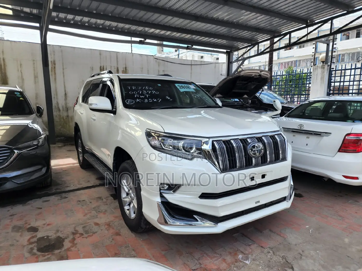 Toyota Land Cruiser Prado 2018 White