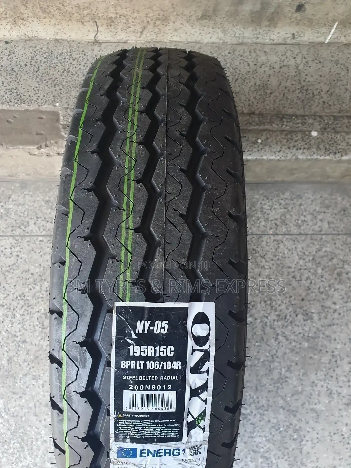 195 R15 ONYX (Commercial)