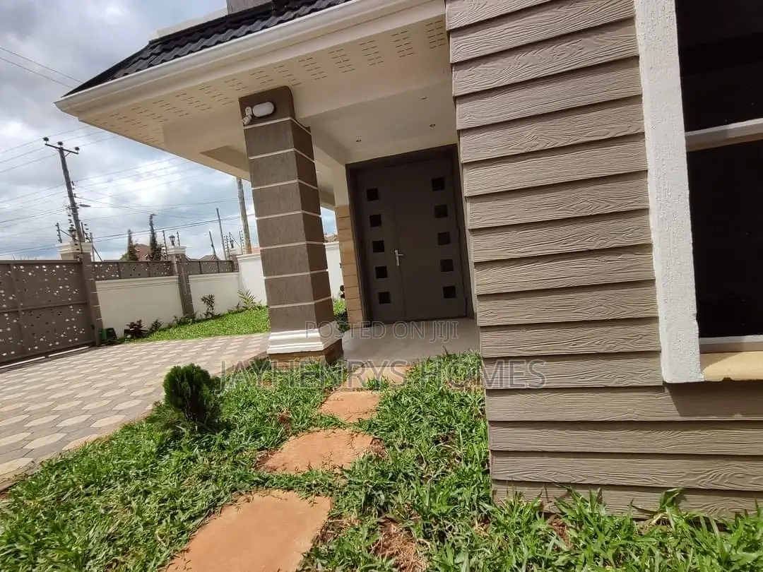 4bdrm Maisonette in Membley Estate for sale