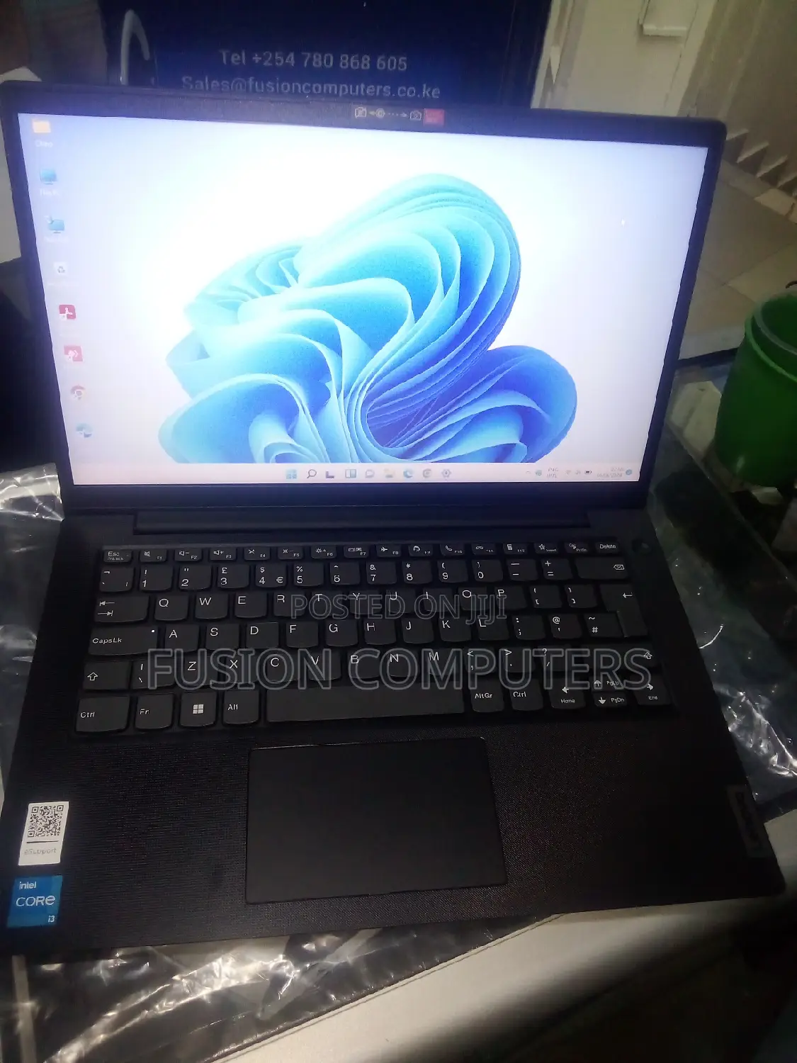 New Laptop Lenovo 4GB Intel Core I3 SSD 256GB