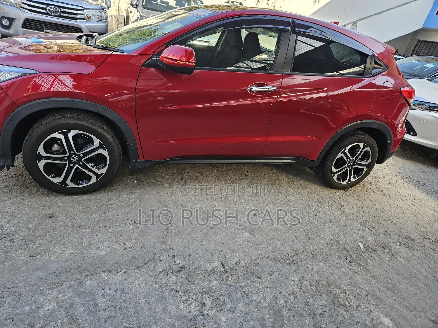 Honda Vezel 2018 Red