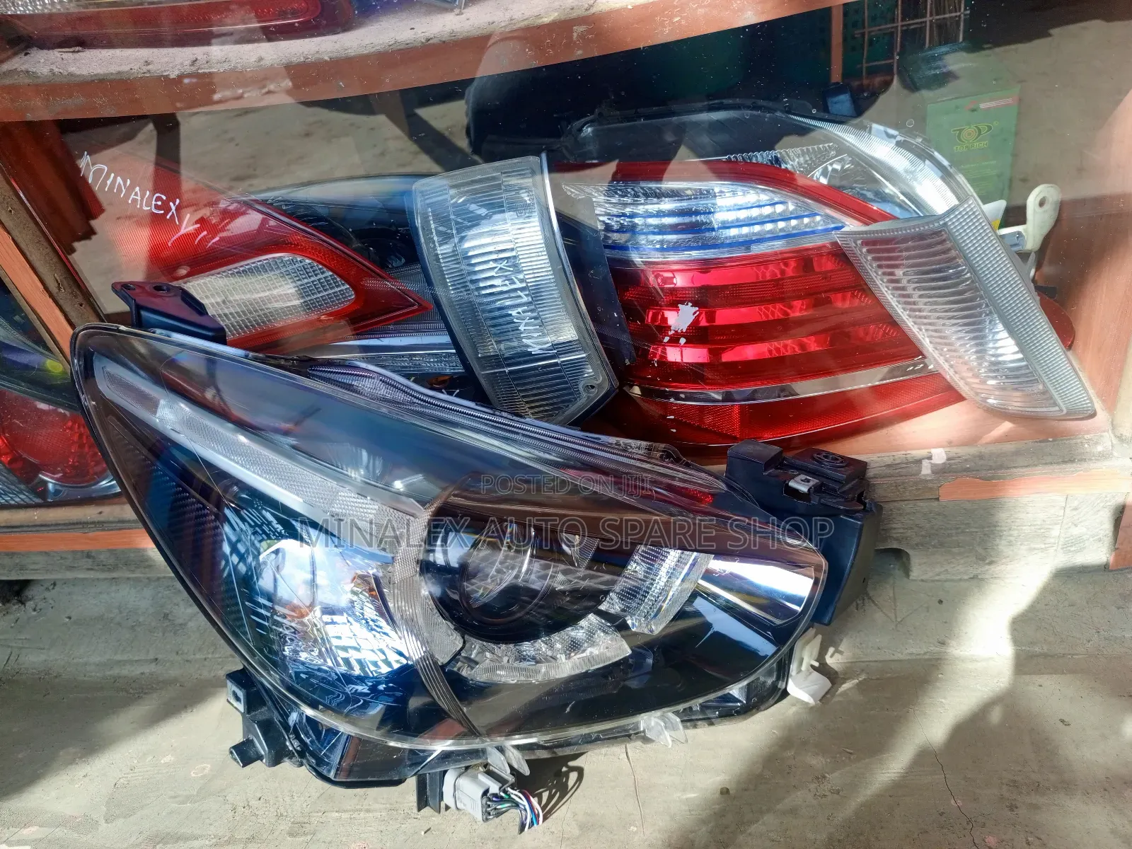 Mazda Demio 2015 Onwards Zenon RHS HEADLIGHT