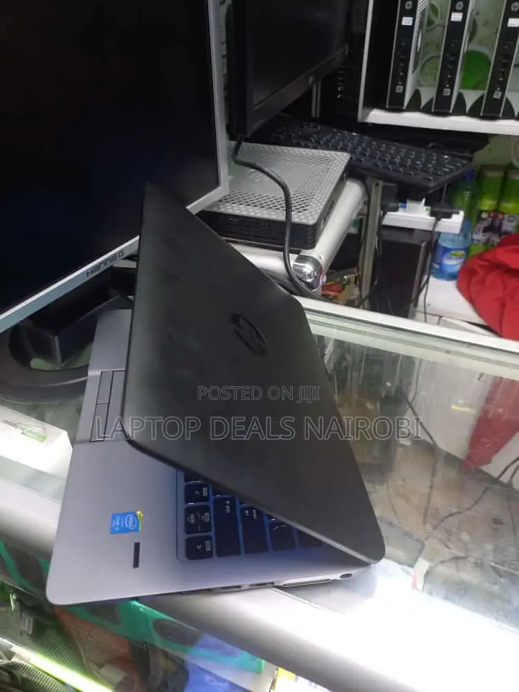 Laptop HP EliteBook 820 G2 8GB Intel Core I5 SSD 256GB