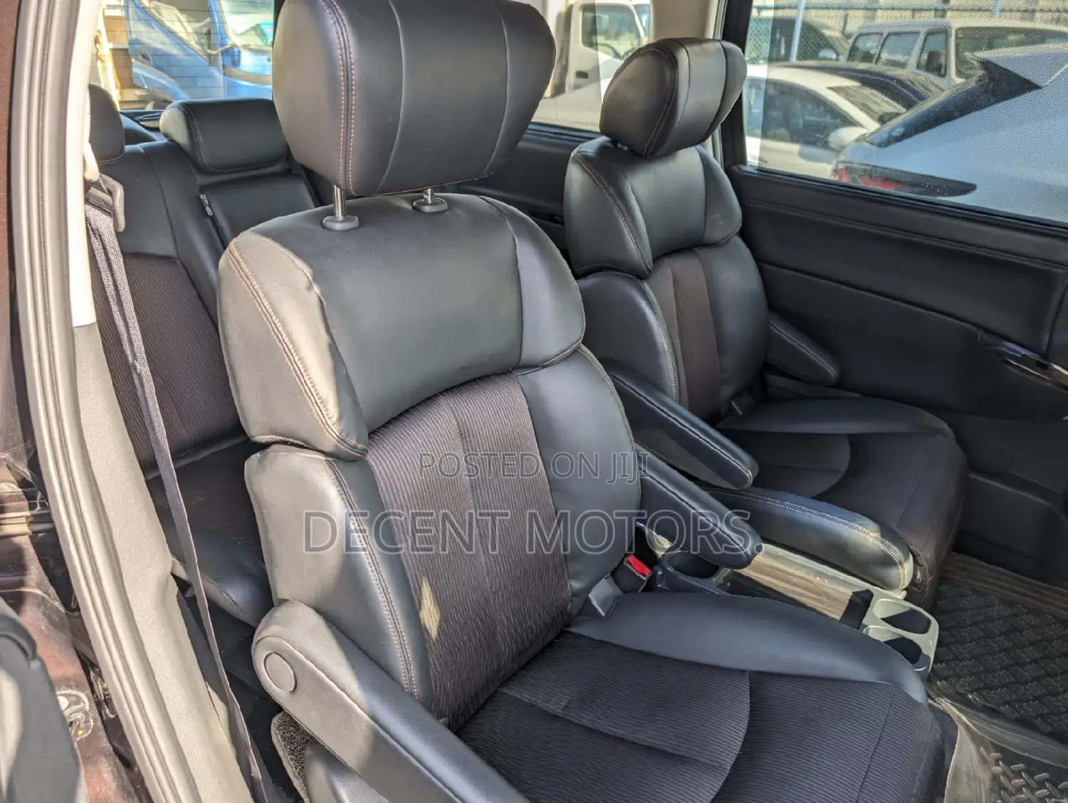 Nissan Elgrand 2018 Brown