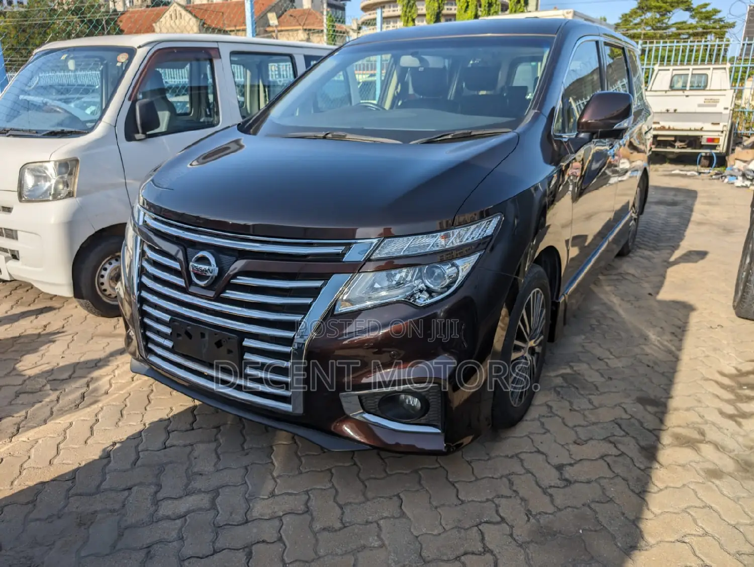 Nissan Elgrand 2018 Brown
