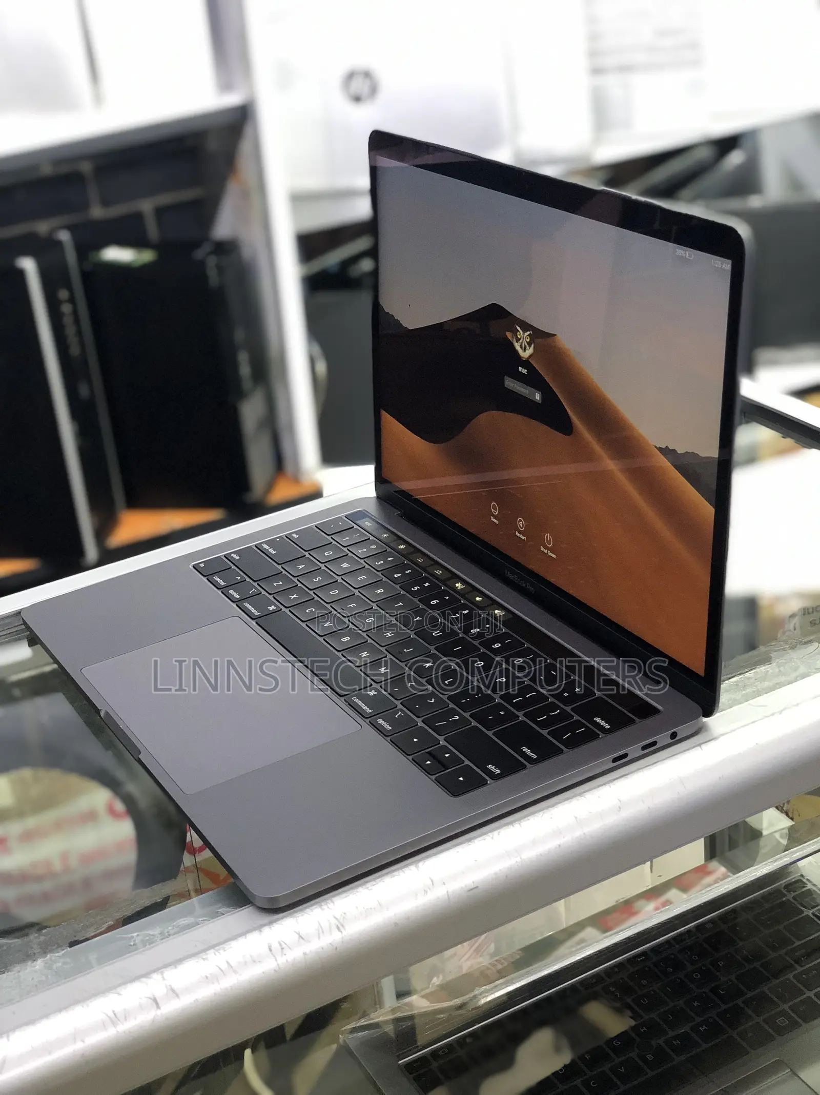 Laptop Apple MacBook Pro 2019 16GB Intel Core I7 SSD 256GB