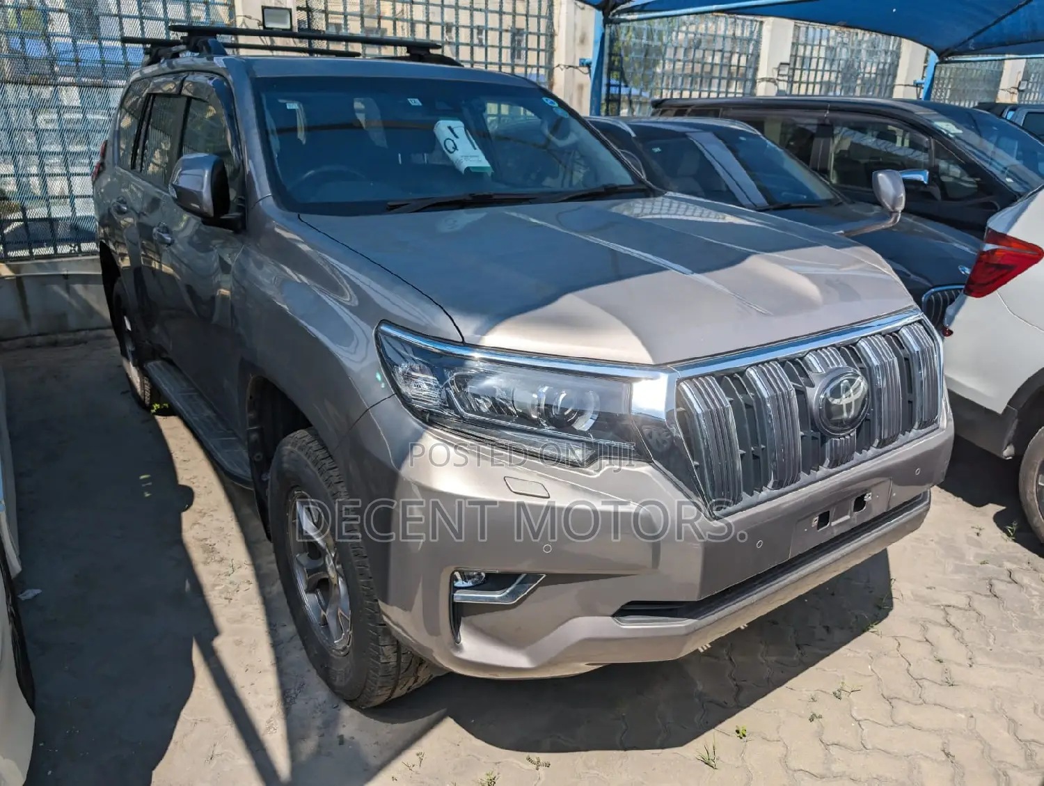 Toyota Land Cruiser Prado 2.7 2018 Gold