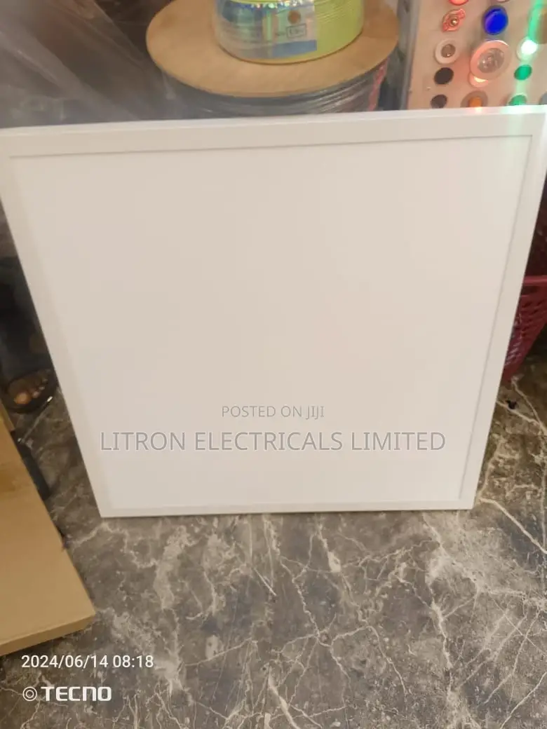 600*600 Surface Mount Panel